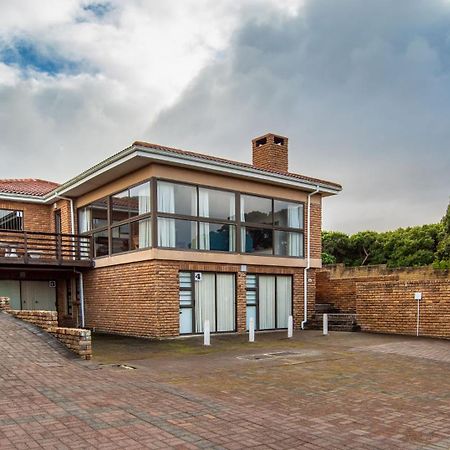 Great White Accommodation Kleinbaai Buitenkant foto