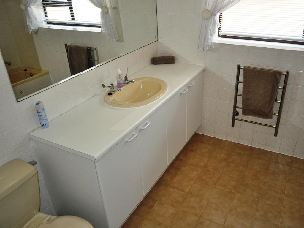 Great White Accommodation Kleinbaai Kamer foto