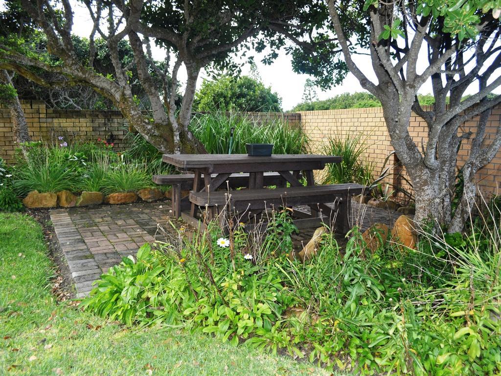 Great White Accommodation Kleinbaai Buitenkant foto