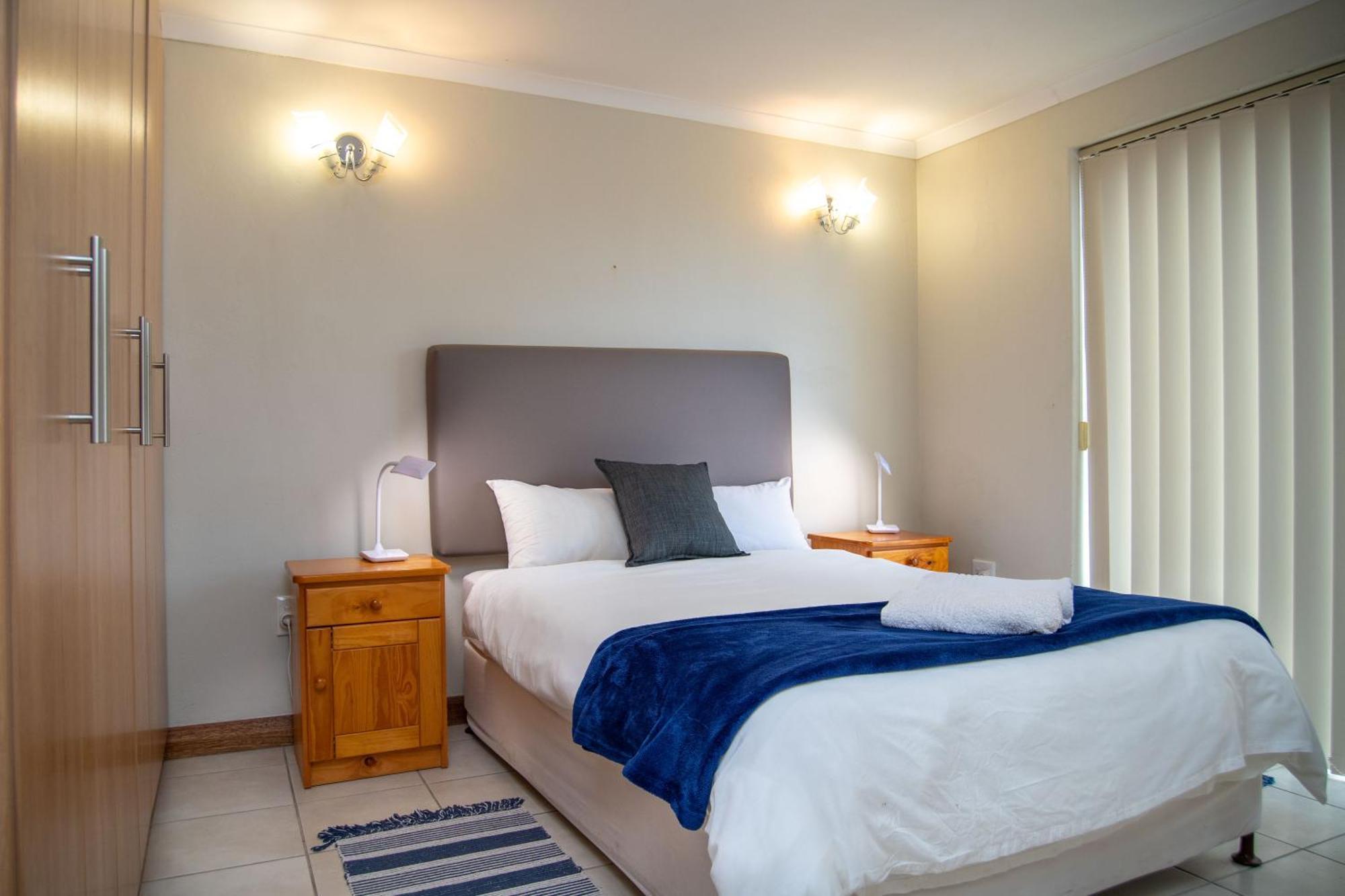Great White Accommodation Kleinbaai Buitenkant foto
