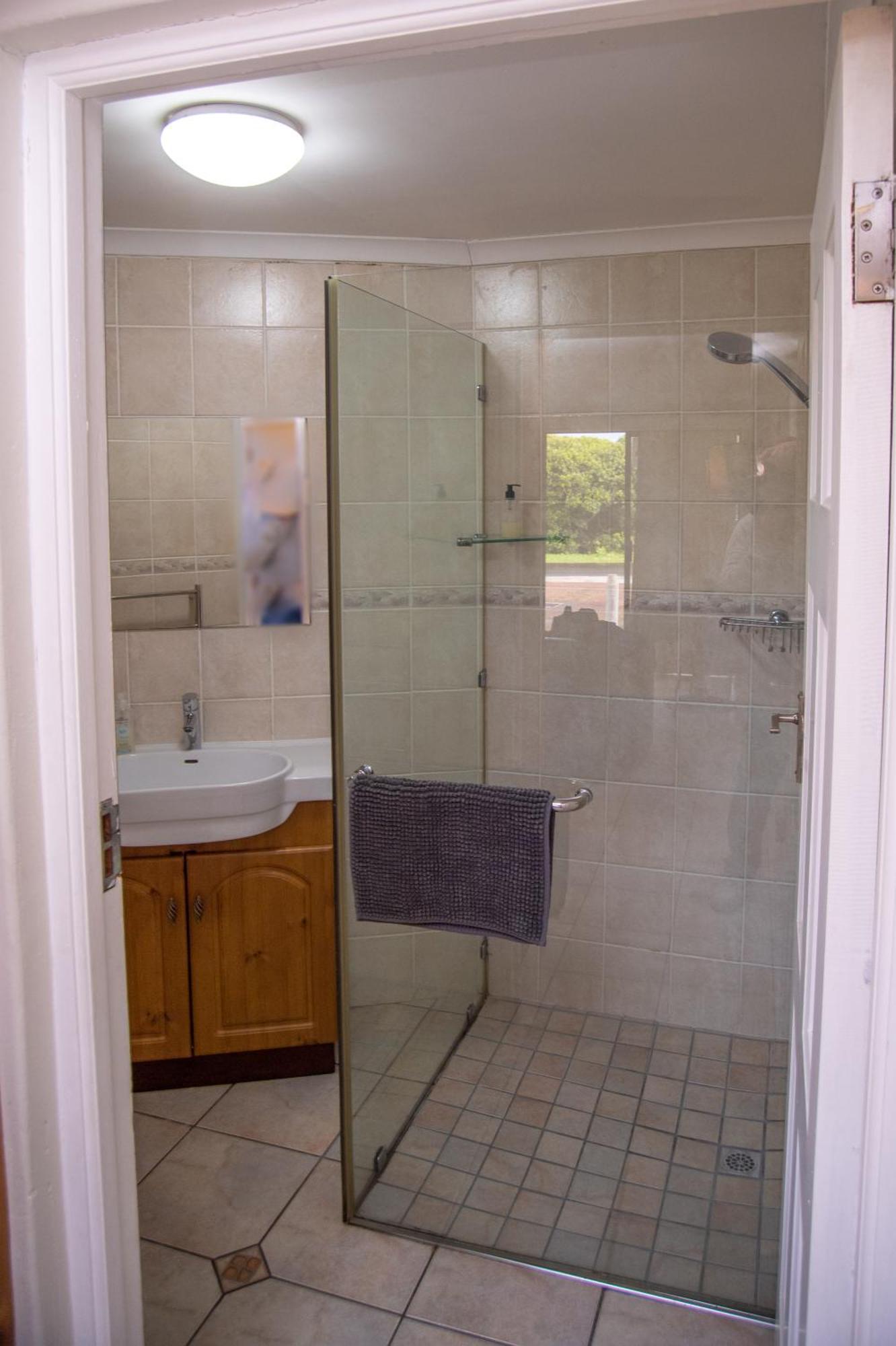 Great White Accommodation Kleinbaai Buitenkant foto